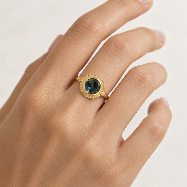 18K Rose Cut Sapphire Ring