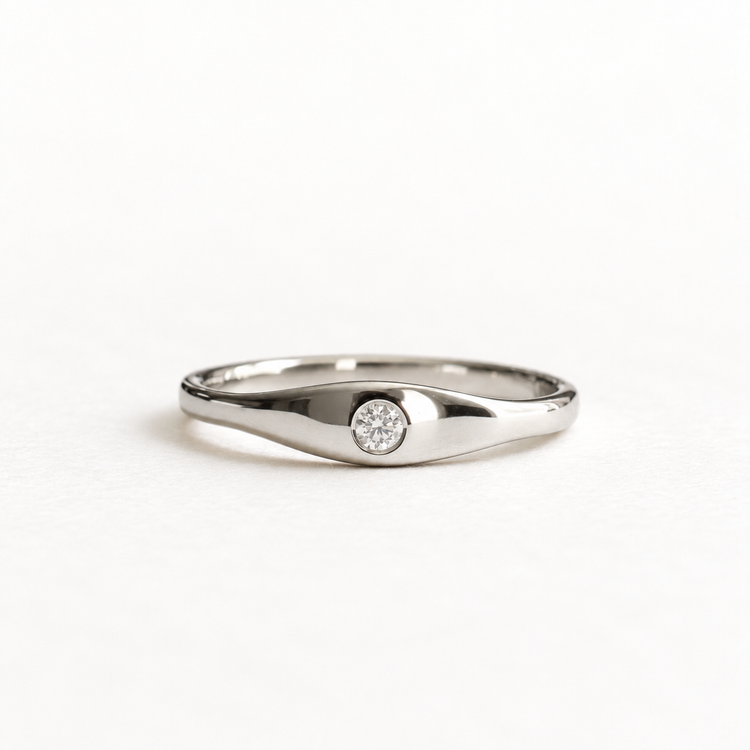 14k Flush Diamond Ring