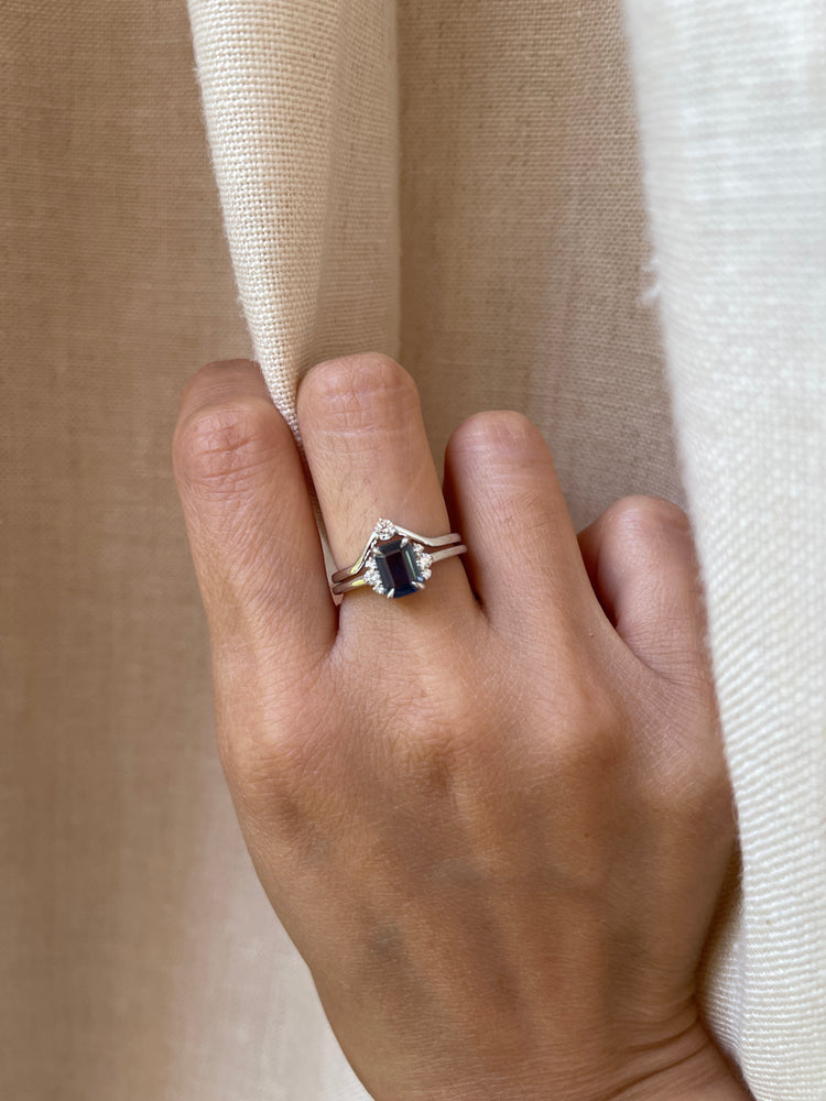 1 Carat Blue Sapphire Ring Set
