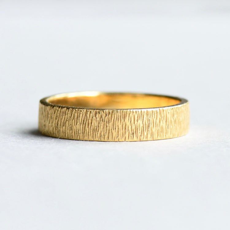 22K 4mm Tree Bark Band