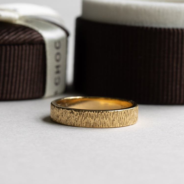 22K 4mm Tree Bark Band