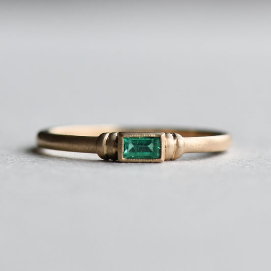 14k Emerald Baguette Ring