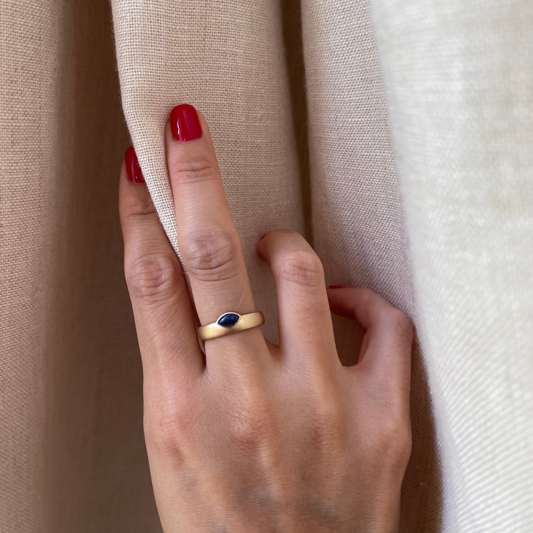 14K Lapis Band