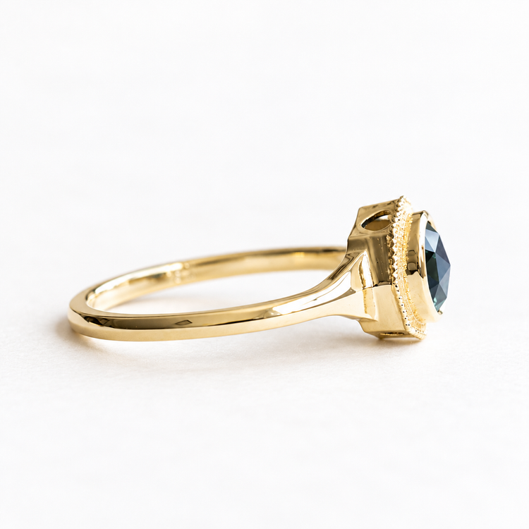 18K Rose Cut Sapphire Ring