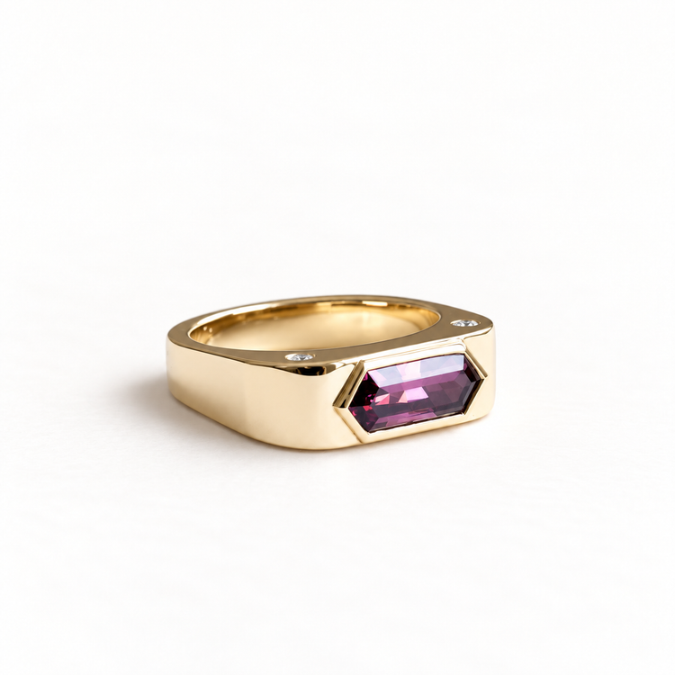 14K Umblaite Garnet Signet Ring