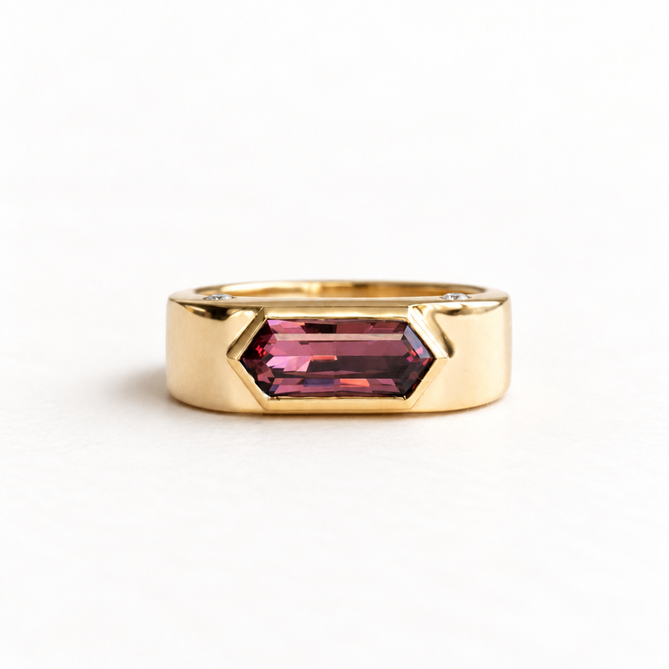 14K Umblaite Garnet Signet Ring