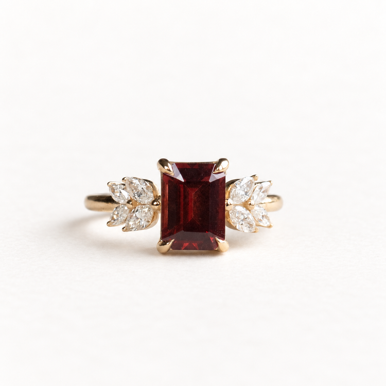 14K 1.5 Carat Garnet Diamond Ring