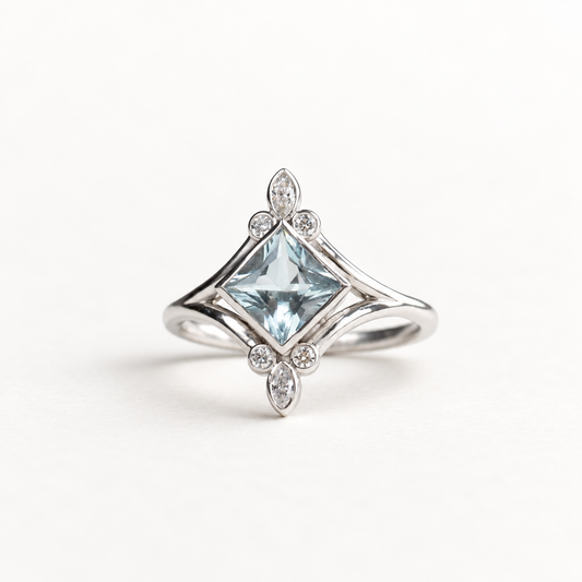 14K 0.85 Carat Aquamarine Ring