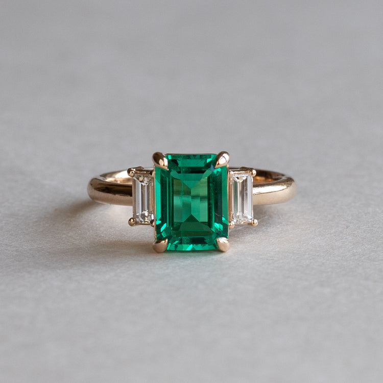 18K 1.4 CT Emerald Three Stone Ring