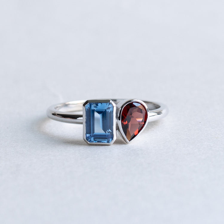 14K Aquamarine and Garnet Moi Et Toi Ring