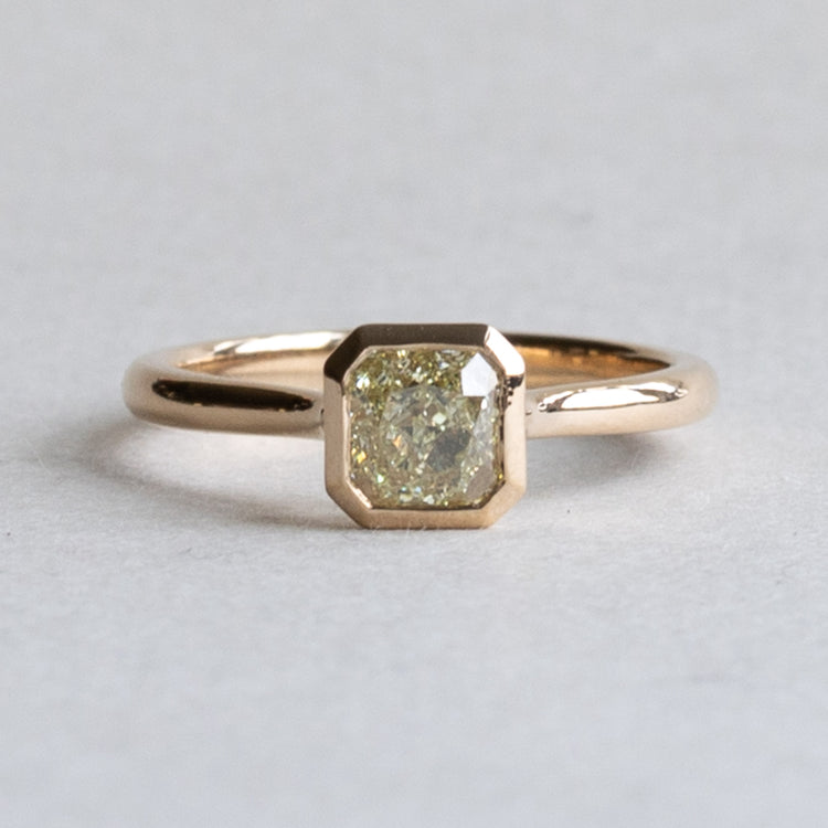 18K GIA Yellow Diamond Ring