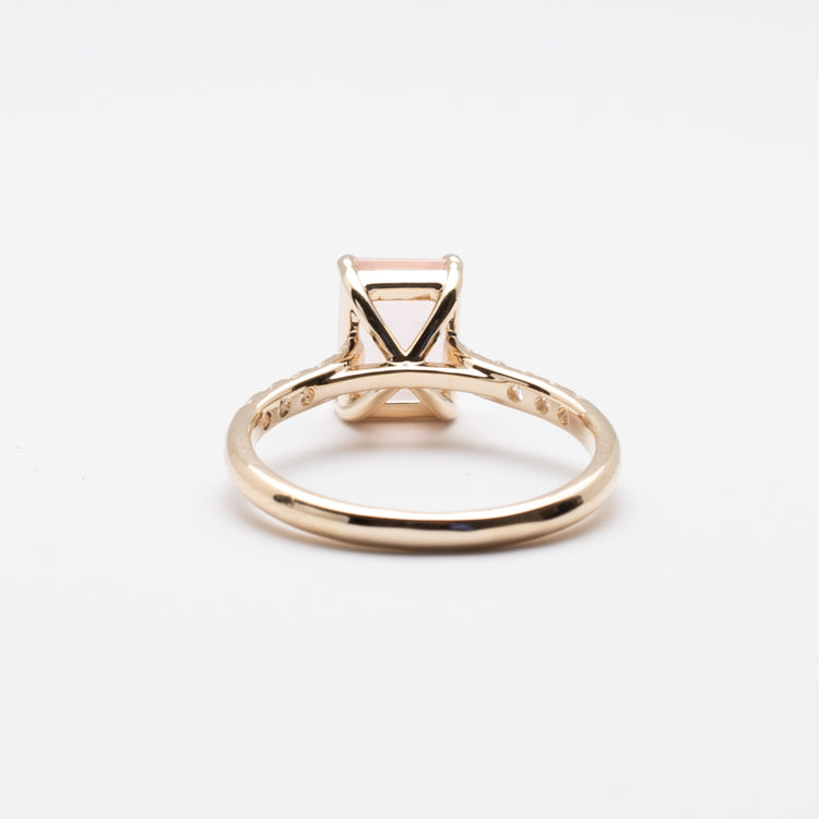 14K Gold Rose Quartz Ring with Diamond
