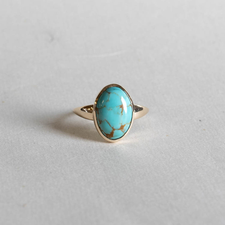 14K Yellow Gold Turquoise Ring: Oval Kingman Turquoise Bezel Setting