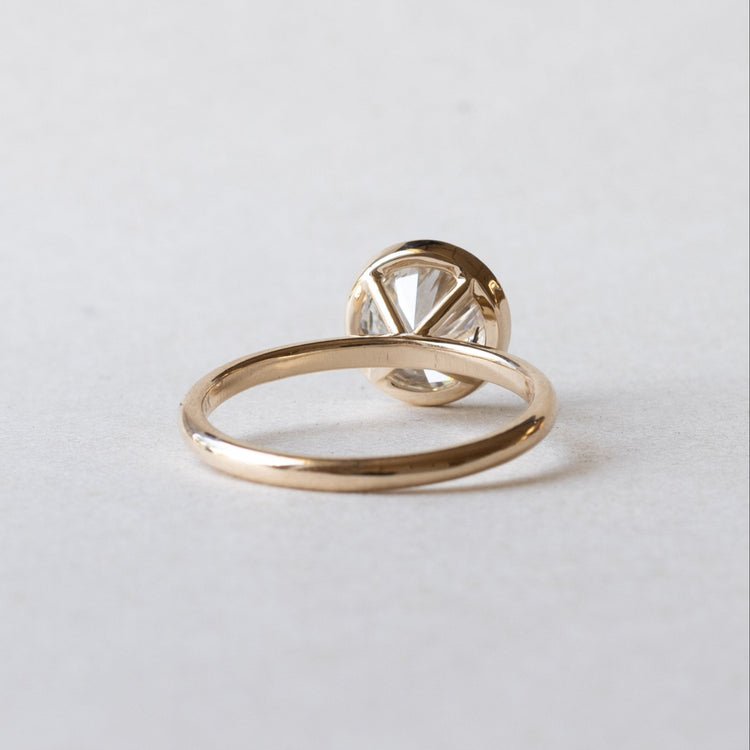 14K 2.5 Carat IGI Lab Diamond Engagement Ring