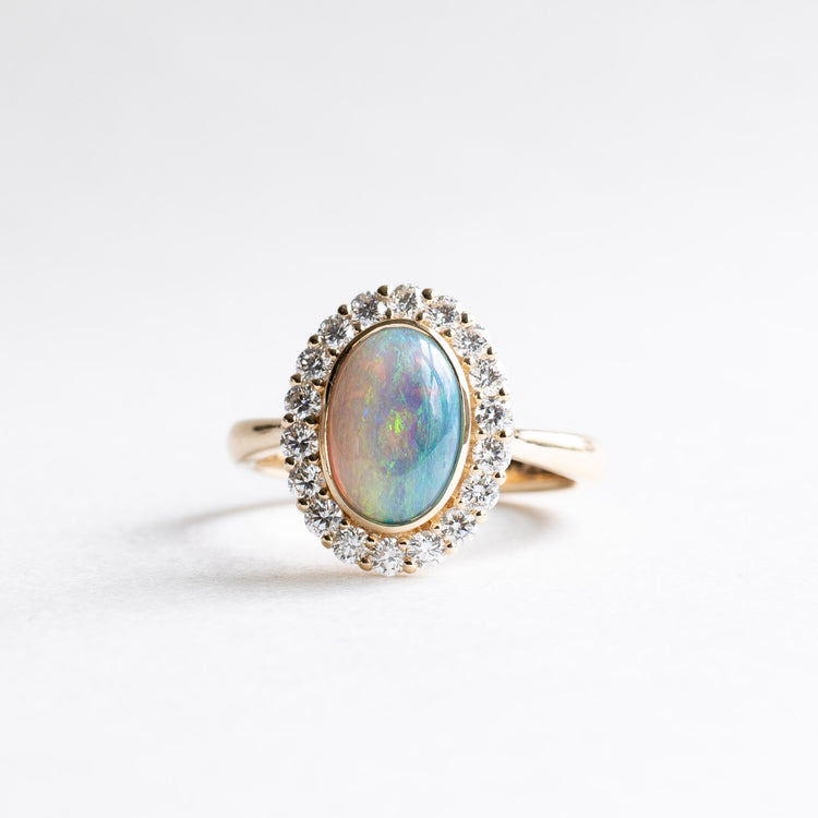 18K 1.66 Carat Australian Opal Ring