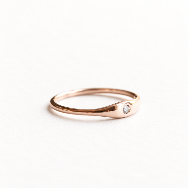 14k Flush Diamond Ring