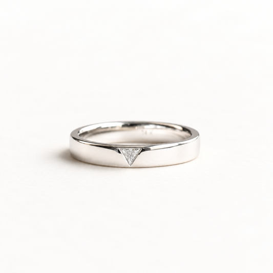 14K Triangle Diamond Band