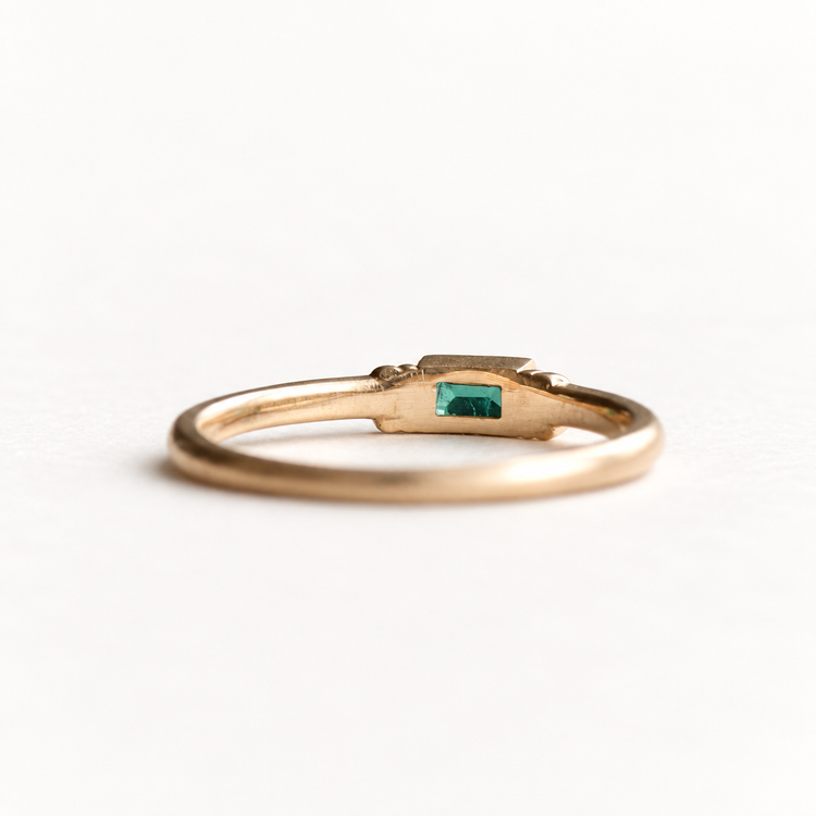 14k Emerald Baguette Ring