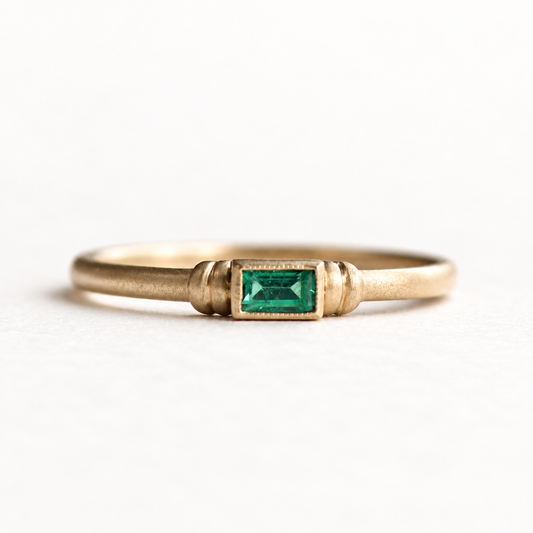 14k Emerald Baguette Ring