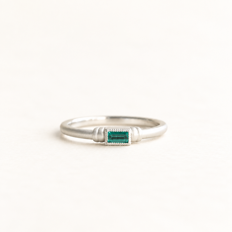 14k Emerald Baguette Ring
