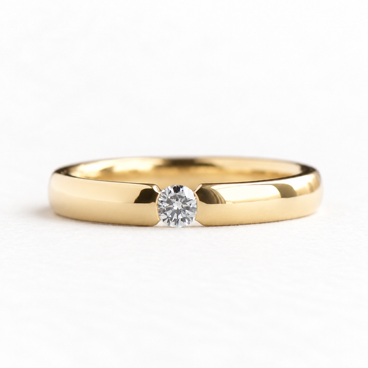 14K Single Diamond Band Size 6.5