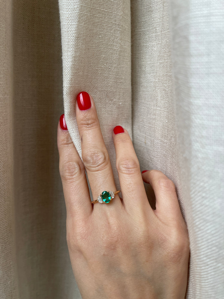 18K 0.75 CT Emerald Diamond Trio Ring