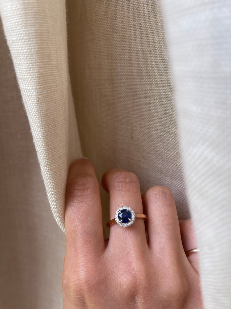 1 CT Sapphire Two Tone Ring