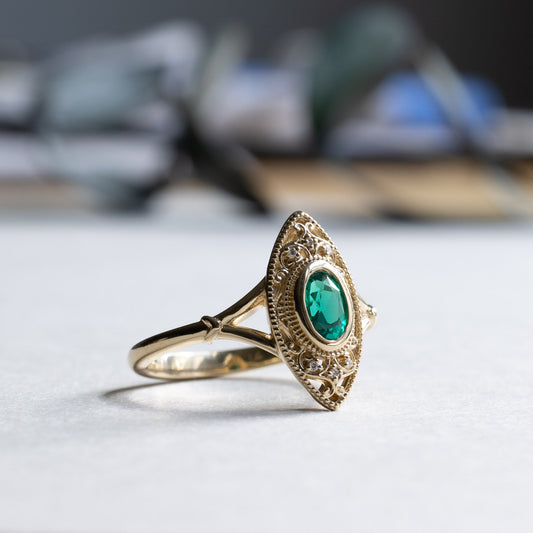 Oval Emerald Ring