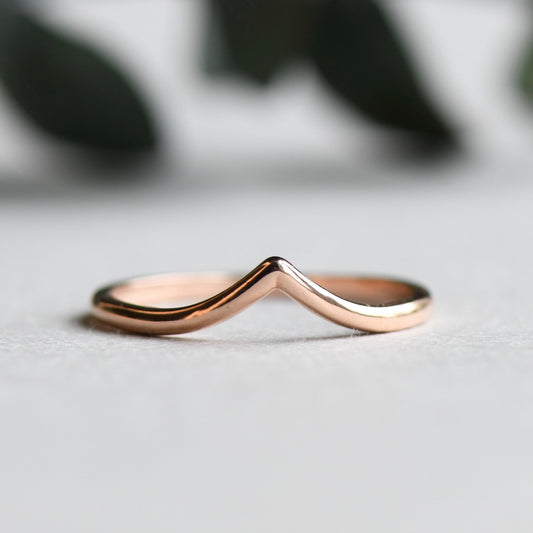 14K Chevron Band