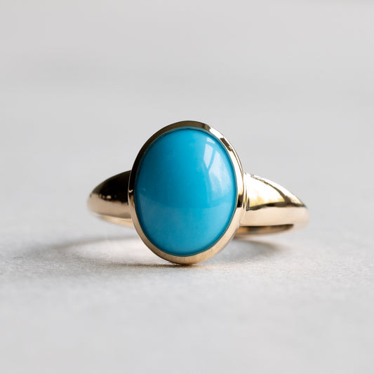 18K Oval Turquoise Ring