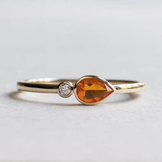 14K Fire Opal Toi et Moi Diamond Ring