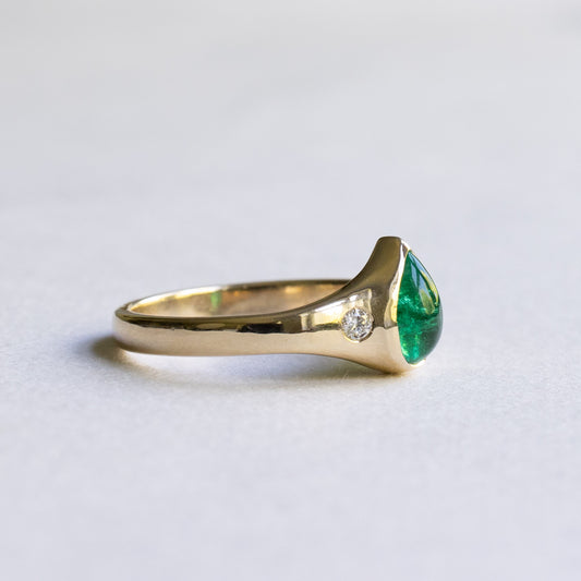 14K 0.85 CT Emerald Pear Ring