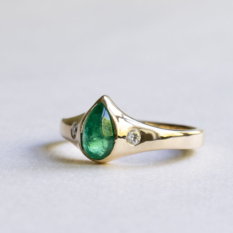 14K 0.85 CT Emerald Pear Ring
