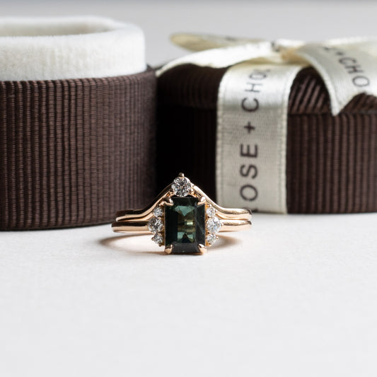 18K Rose Gold Green Sapphire Ring Set