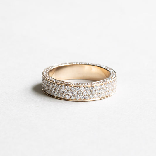 18K 1.6TCW Diamond Band