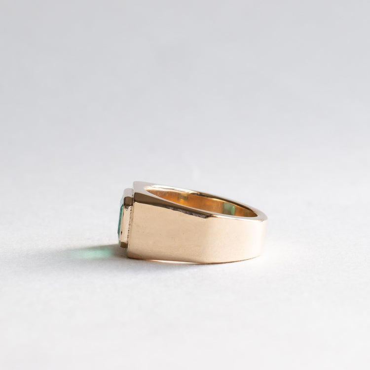 18K 2 Carat Emerald Signet Ring