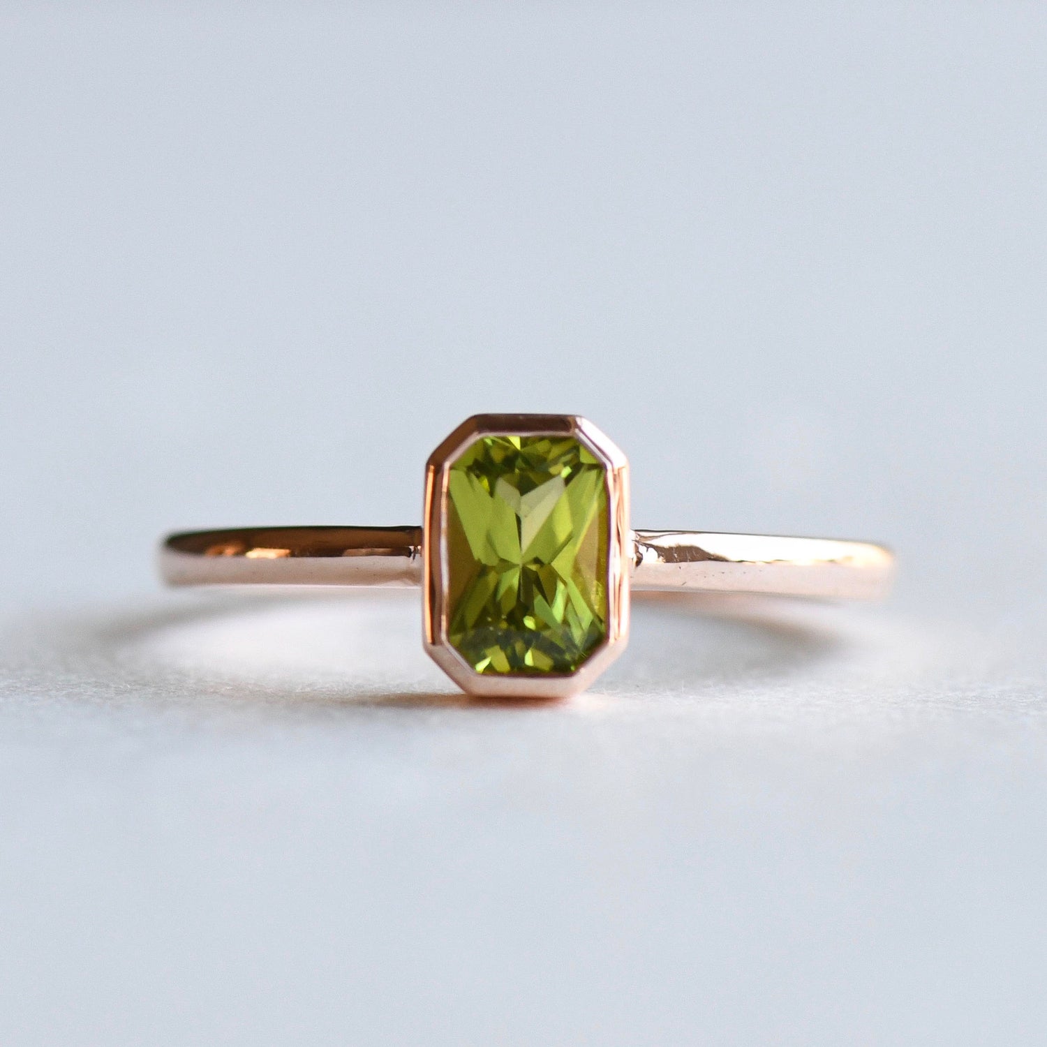 Genuine Peridot Ring - Art Deco 18k White Gold .58 CT Round Faceted Gr – MJV