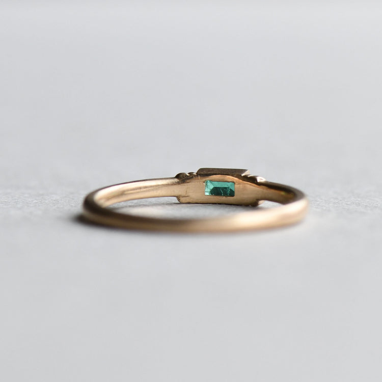 14k Emerald Baguette Ring