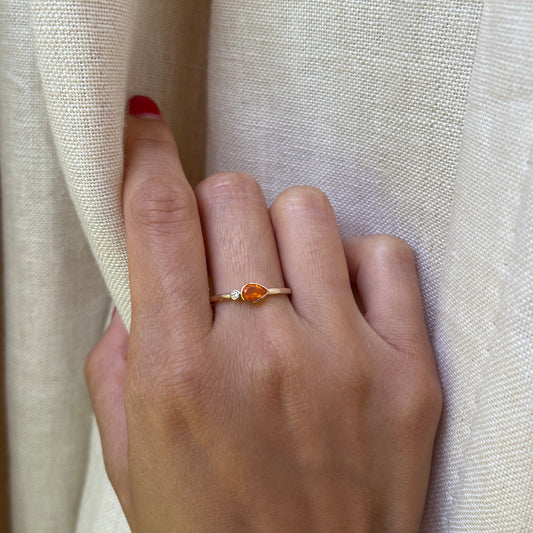 14K Fire Opal Toi et Moi Diamond Ring
