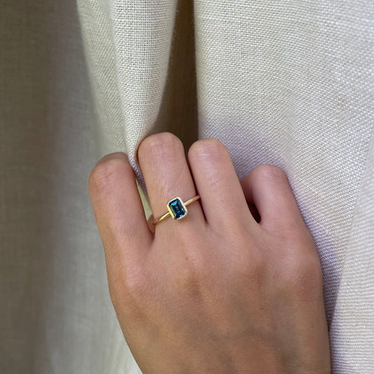14K London Topaz Ring