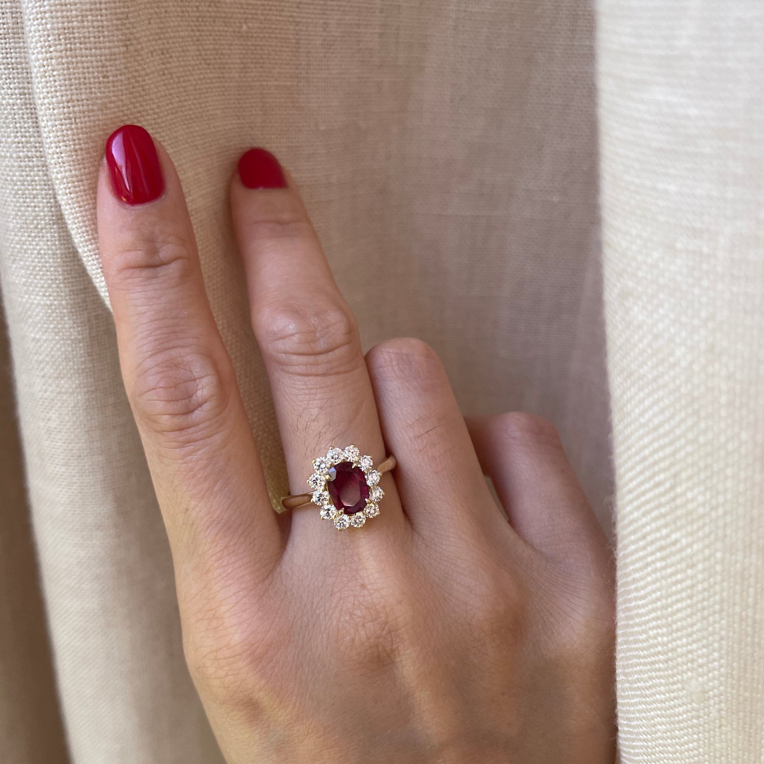 18K 2CT Ruby Diamond Cluster Ring